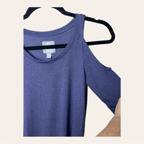 💋WOMEN’S AERIE COLD SHOULDER LONG SLEEVE TOP SIZE XSMALL NAVY BLUE IN COLOR‎ - Picture 3 of 8